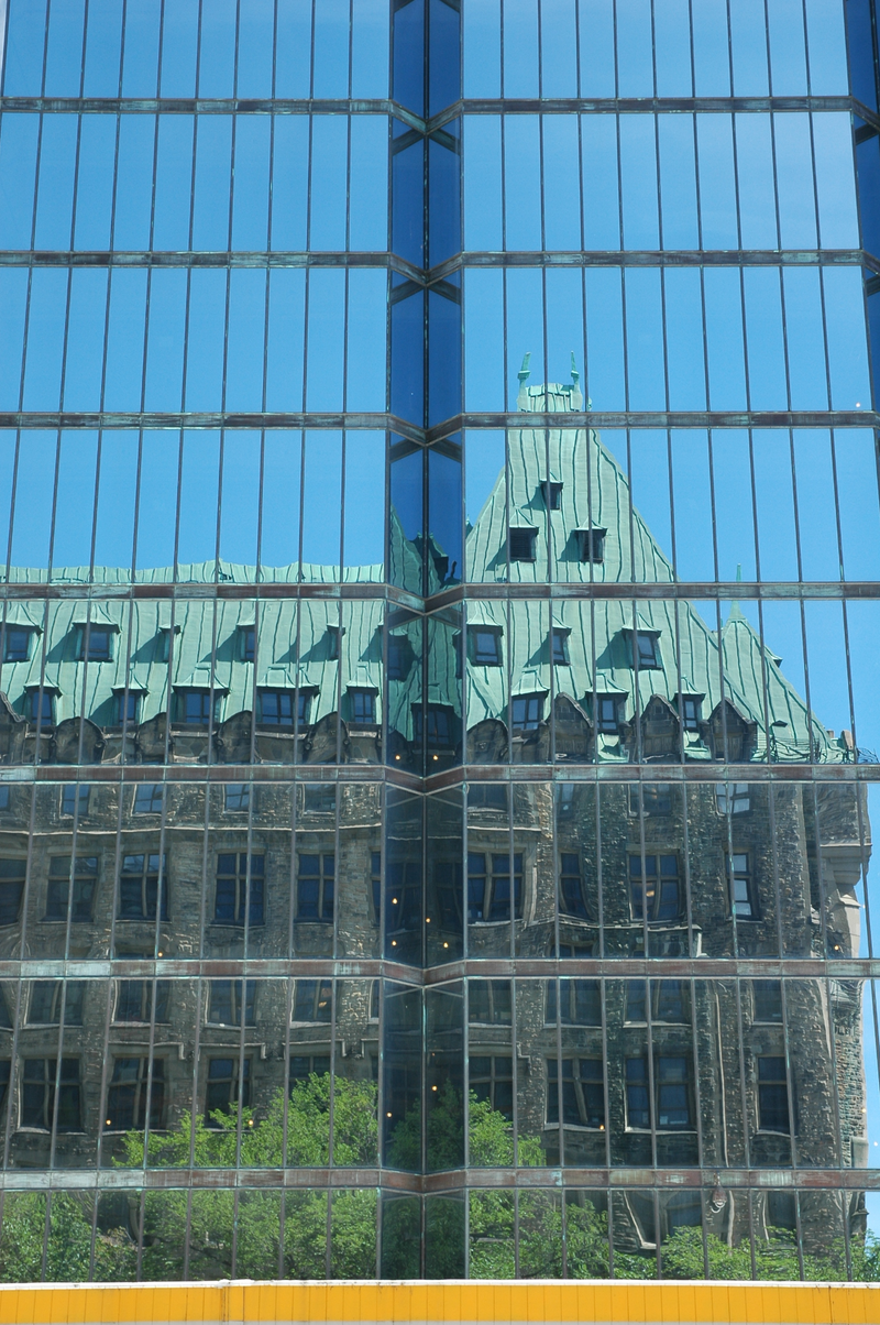 Illustration for article titled Weekly Photo Mission: Reflections
